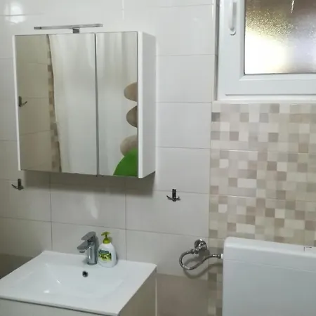 Prestiz Na Prizemi Appartement