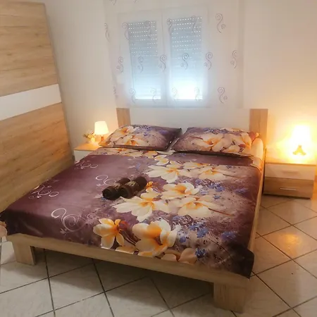Prestiz Na Prizemi Apartment