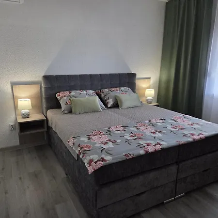 Prestíž Na Prízemí Apartmán *