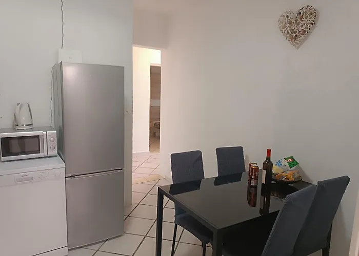 Prestiz Na Prizemi Apartman Vir