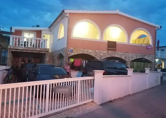 Apartman Prestiz Na Prizemi Vir